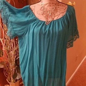 💐Spense Turquoise tunic💐